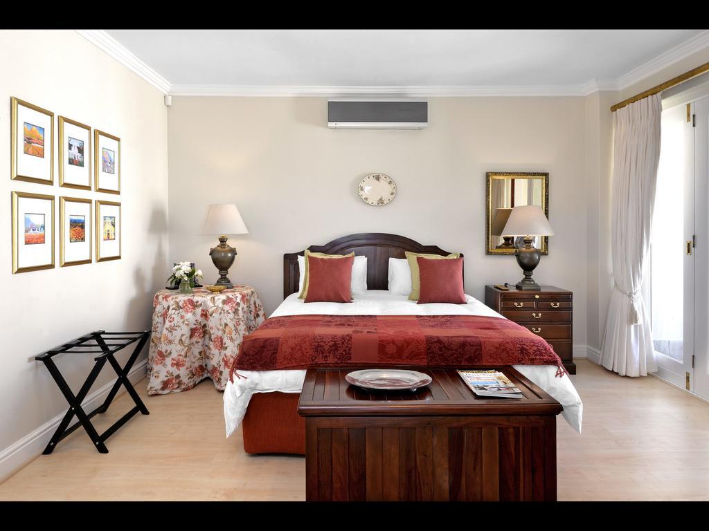 10 Villefranche Franschhoek Bagian luar foto