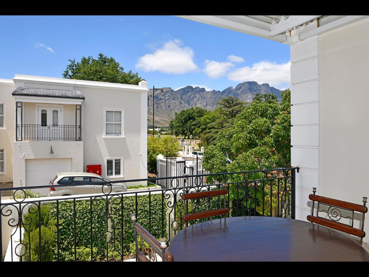 10 Villefranche Franschhoek Bagian luar foto